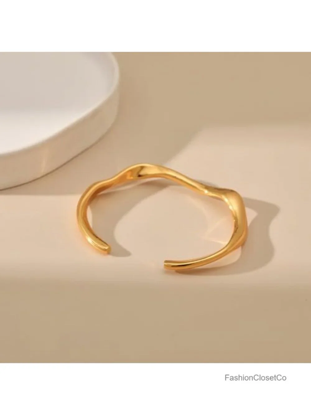 14K Gold Irregular Open Cuff Bangle Bracelet Chunky Minimalist Wave